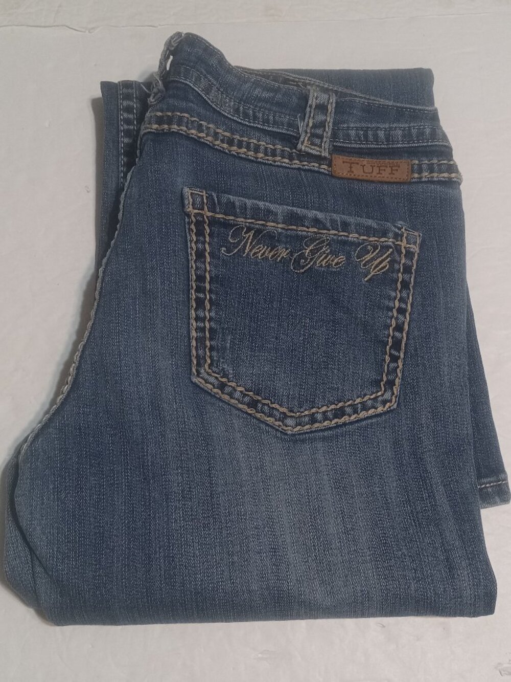 Cowgirl Tuff Co. Women's Never Give Up Bootcut Jeans 29 JNGVUP